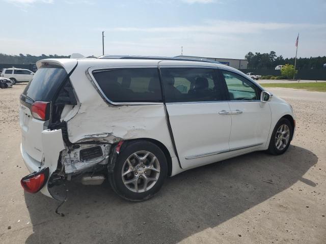 Photo 3 from auction – 2017 CHRYSLER PACIFICA L with VIN 2C4RC1GG0HR504217
