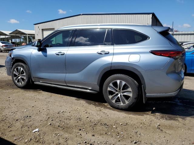 Photo 2 from auction – 2022 TOYOTA HIGHLANDER with VIN 5TDGZRAH8NS119920