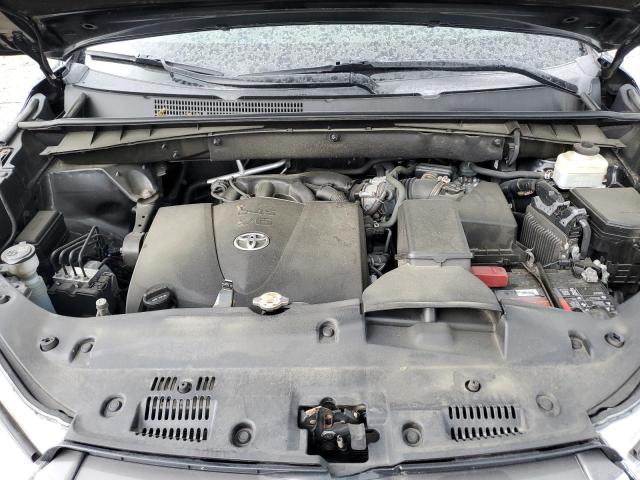 Photo 12 from auction – 2018 TOYOTA HIGHLANDER with VIN 5TDJZRFH5JS814817