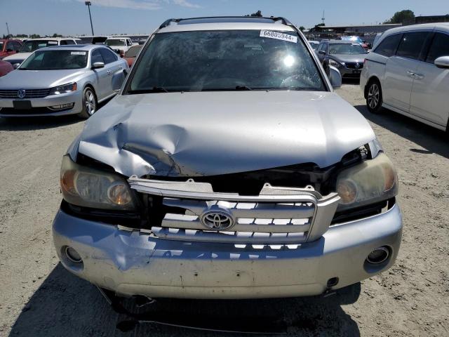 Photo 5 from auction – 2004 TOYOTA HIGHLANDER with VIN JTEDP21A040013333