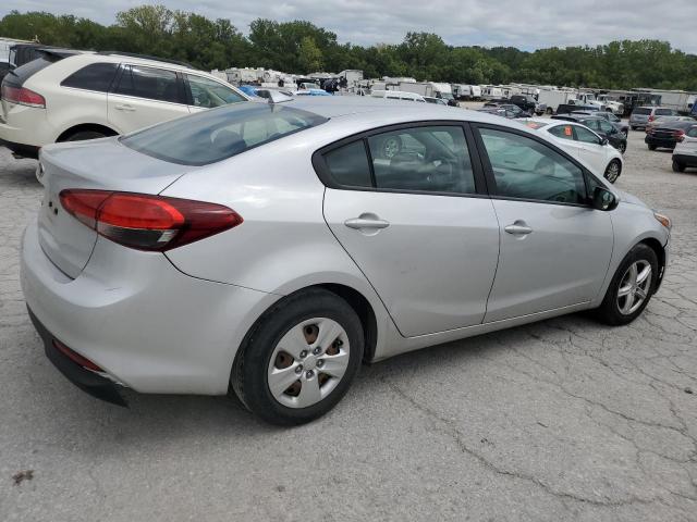 Photo 3 from auction – 2017 KIA FORTE LX with VIN 3KPFL4A70HE083727