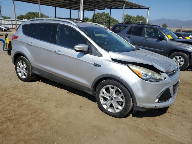 Foto 4 de la subasta – 2016 FORD ESCAPE TIT con VIN 1FMCU0J92GUA39685