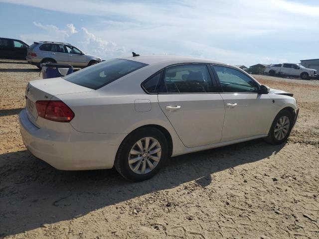 Photo 3 from auction – 2015 VOLKSWAGEN PASSAT S with VIN 1VWAT7A38FC043549