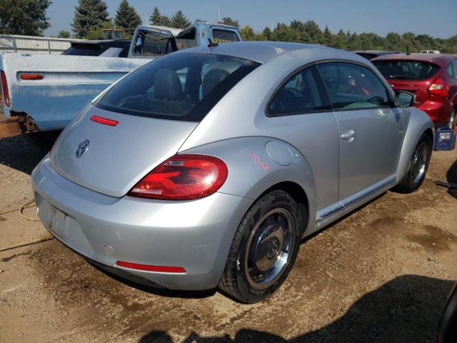 Photo 3 from auction – 2012 VOLKSWAGEN BEETLE with VIN 3VWJP7AT6CM601557