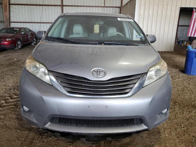Photo 5 from auction – 2013 TOYOTA SIENNA XLE with VIN 5TDYK3DC6DS394495