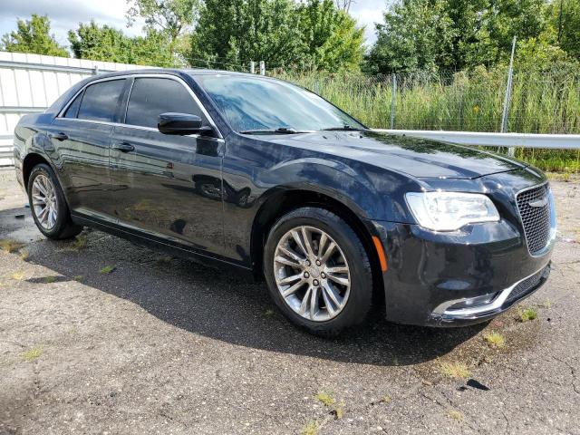 Photo 4 from auction – 2015 CHRYSLER 300 LIMITE with VIN 2C3CCAAG9FH832726