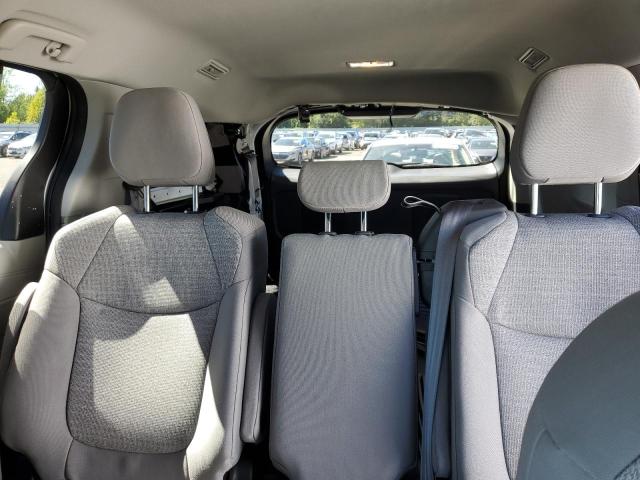 Photo 10 from auction – 2023 TOYOTA SIENNA LE with VIN 5TDKSKFC9PS103733