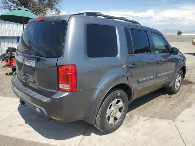 Photo 3 from auction – 2011 HONDA PILOT LX with VIN 5FNYF3H28BB042932