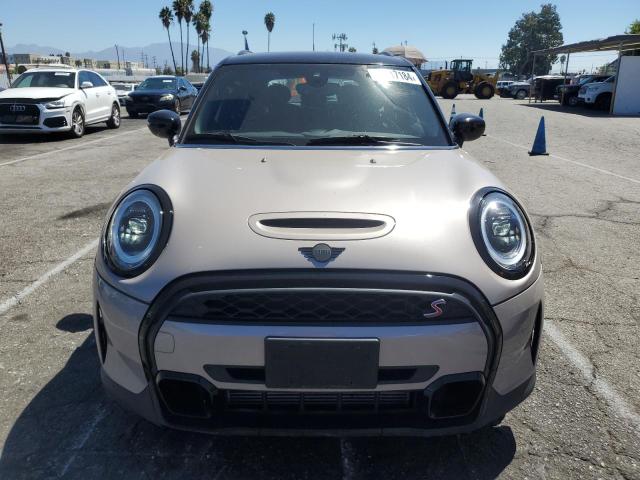 Photo 5 from auction – 2023 MINI COOPER S with VIN WMW53DK06P2T49371