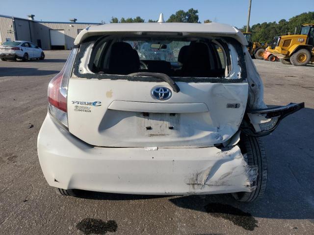 Photo 6 from auction – 2015 TOYOTA PRIUS C with VIN JTDKDTB38F1104275
