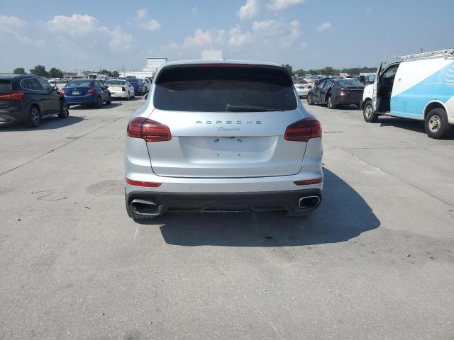 Photo 6 from auction – 2017 PORSCHE CAYENNE with VIN WP1AA2A25HKA86482