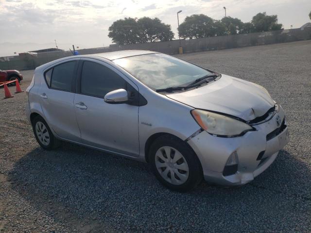 Photo 4 from auction – 2012 TOYOTA PRIUS C with VIN JTDKDTB30C1526875