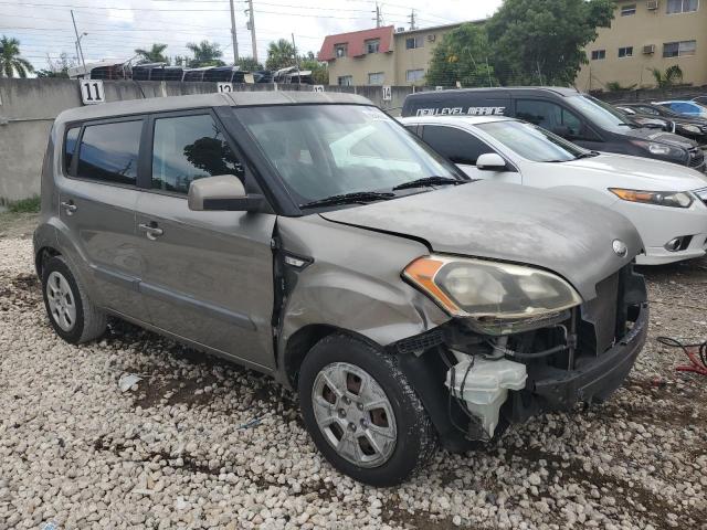Photo 4 from auction – 2013 KIA SOUL with VIN KNDJT2A59D7492140