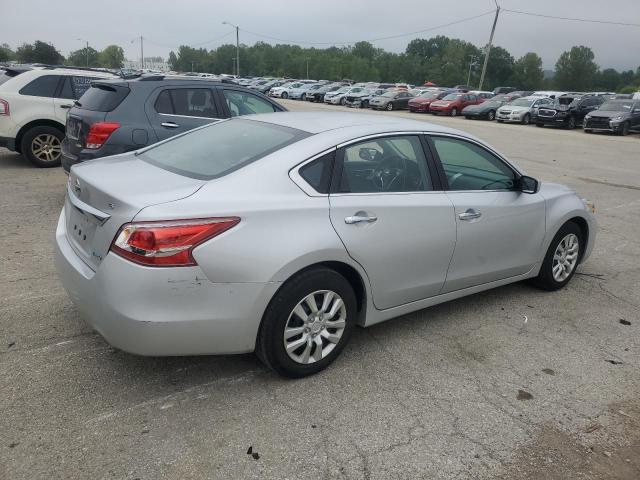 Photo 3 from auction – 2013 NISSAN ALTIMA 2.5 with VIN 1N4AL3AP4DN549899