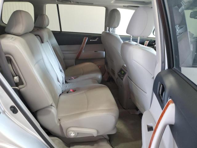 Photo 11 from auction – 2008 TOYOTA HIGHLANDER with VIN JTEDS42A282055795