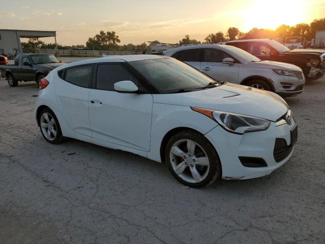 Photo 4 from auction – 2014 HYUNDAI VELOSTER with VIN KMHTC6AD9EU190014