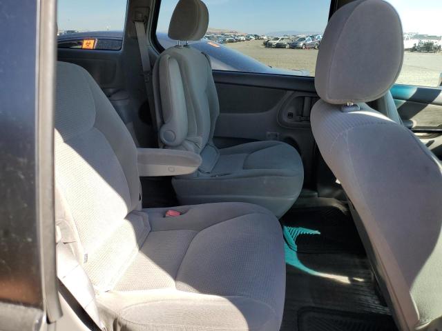 Photo 11 from auction – 2004 TOYOTA SIENNA CE with VIN 5TDZA23C44S192368