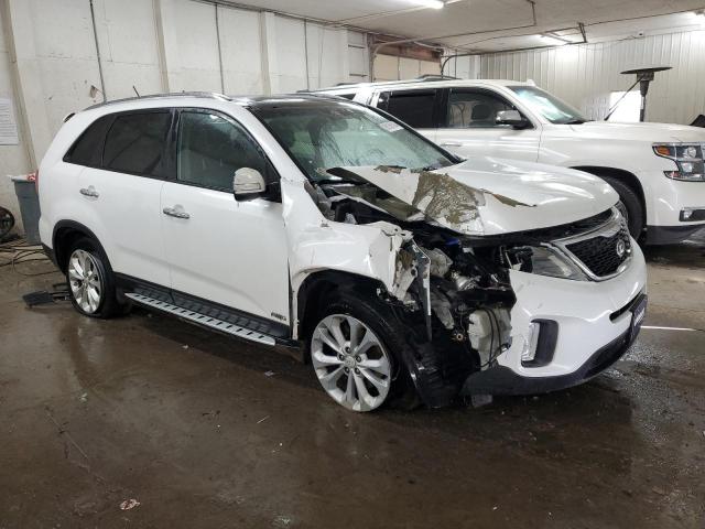 Photo 4 from auction – 2015 KIA SORENTO EX with VIN 5XYKUDA76FG604817
