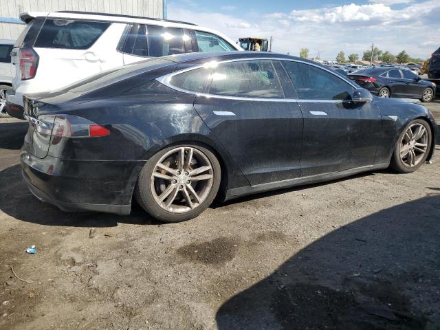 Photo 3 from auction – 2013 TESLA MODEL S with VIN 5YJSA1AG2DFP11228