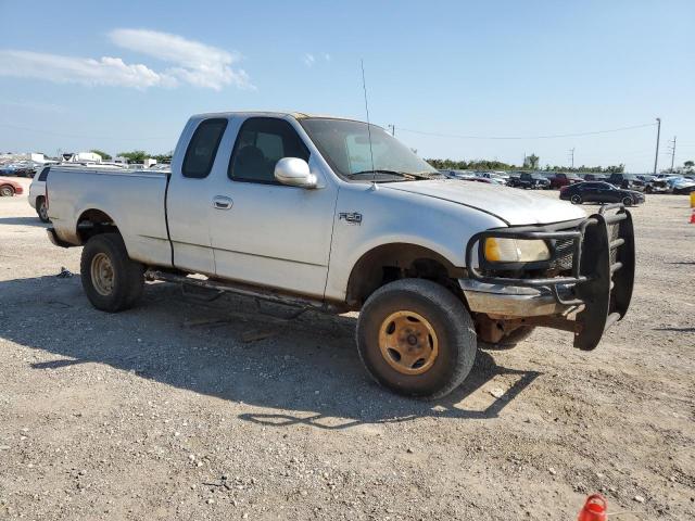 Photo 4 from auction – 2000 FORD F150 with VIN 1FTRX18LXYNB77290