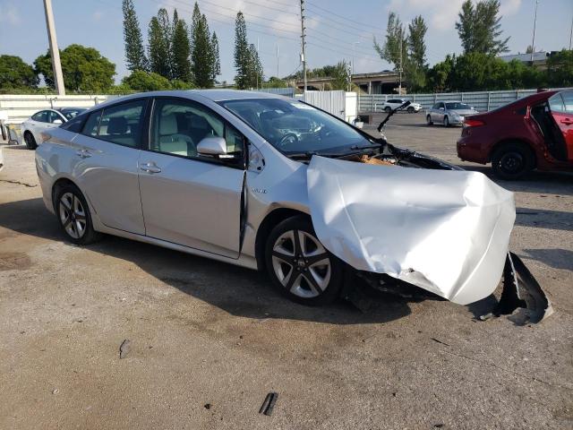 Photo 4 from auction – 2017 TOYOTA PRIUS with VIN JTDKARFU7H3031731