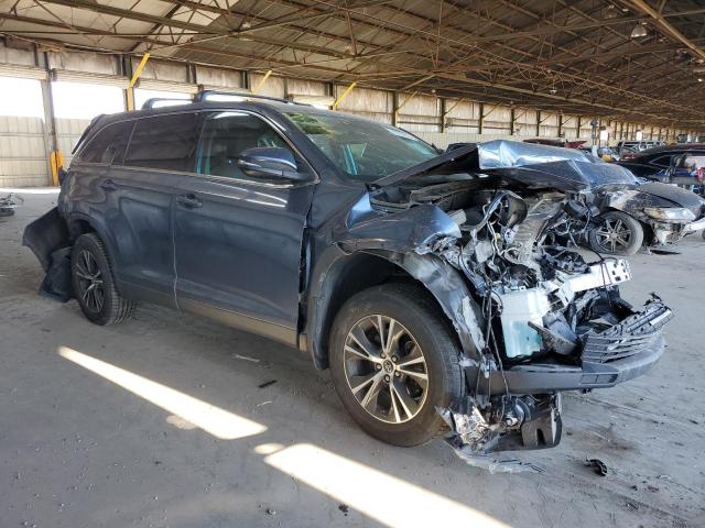 Photo 4 from auction – 2019 TOYOTA HIGHLANDER with VIN 5TDBZRFH5KS942545