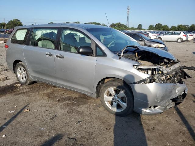 Photo 4 from auction – 2014 TOYOTA SIENNA with VIN 5TDZK3DC7ES464379