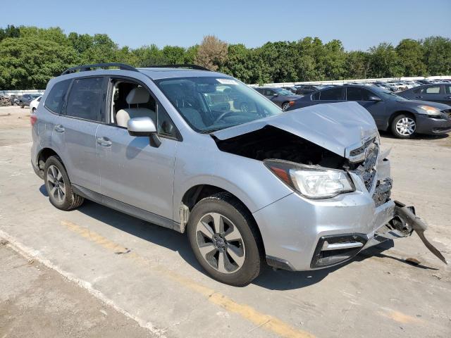Photo 4 from auction – 2017 SUBARU FORESTER 2 with VIN JF2SJAEC3HH537121