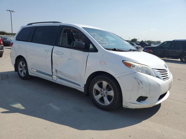 Photo 4 from auction – 2015 TOYOTA SIENNA LE with VIN 5TDKK3DC3FS665439