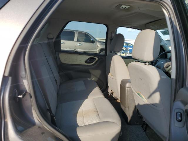 Photo 11 from auction – 2005 FORD ESCAPE XLT with VIN 1FMCU93135KD85135
