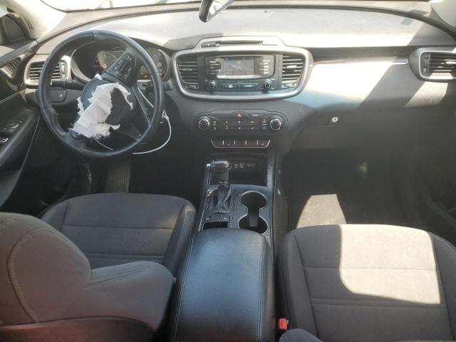 Photo 8 from auction – 2016 KIA SORENTO LX with VIN 5XYPG4A37GG021555