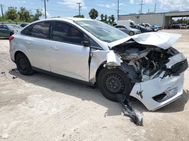 Photo 4 from auction – 2016 FORD FOCUS SE with VIN 1FADP3F24GL232459