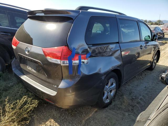 Photo 3 from auction – 2013 TOYOTA SIENNA LE with VIN 5TDKK3DC8DS343750