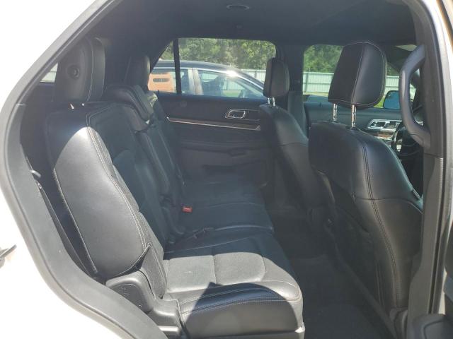 Photo 11 from auction – 2018 FORD EXPLORER L with VIN 1FM5K7F87JGA21518