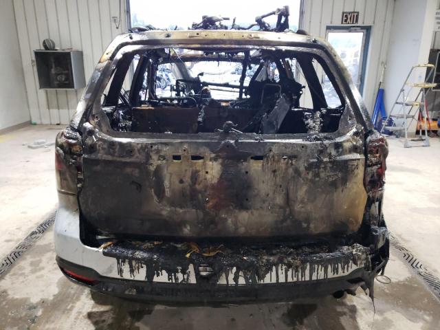 Photo 6 from auction – 2018 SUBARU FORESTER 2 with VIN JF2SJAGC0JH584772