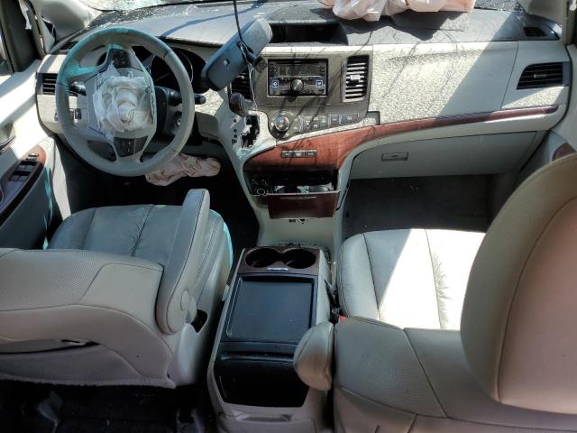 Photo 8 from auction – 2011 TOYOTA SIENNA XLE with VIN 5TDYK3DC9BS009895