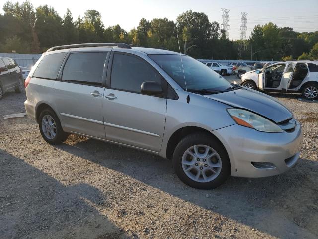 Photo 4 from auction – 2006 TOYOTA SIENNA LE with VIN 5TDBA23C06S071938