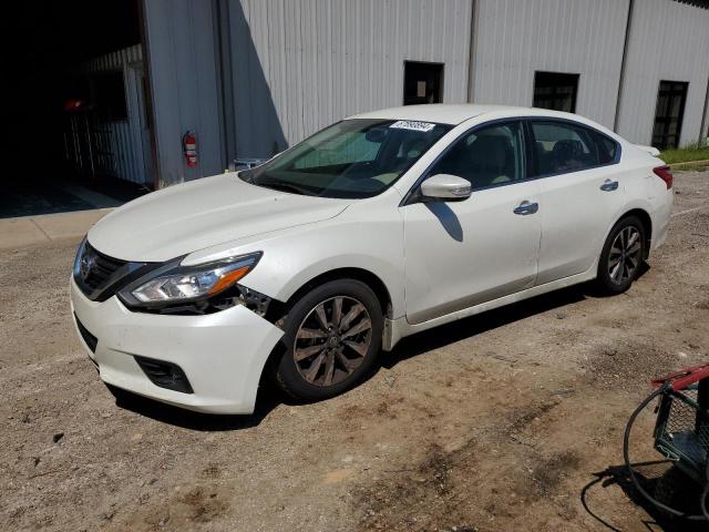 NISSAN ALTIMA 2.5 2017 with VIN 1N4AL3AP3HC115331 - Photo from auction