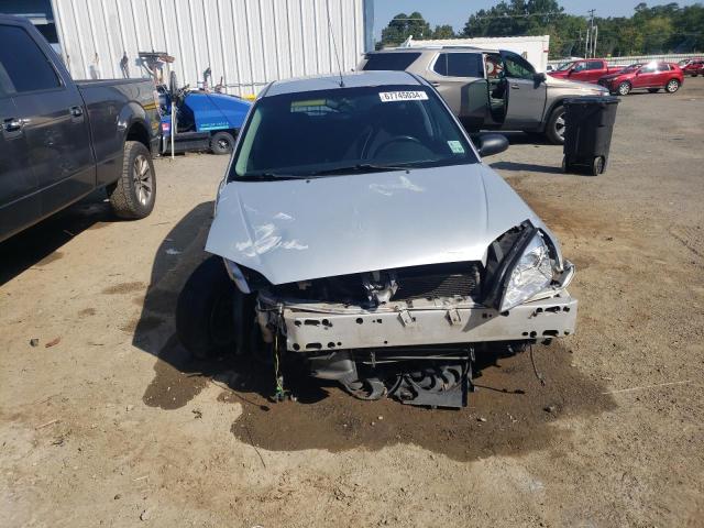 Photo 5 from auction – 2005 FORD FOCUS ZX5 with VIN 3FAFP37N05R122217