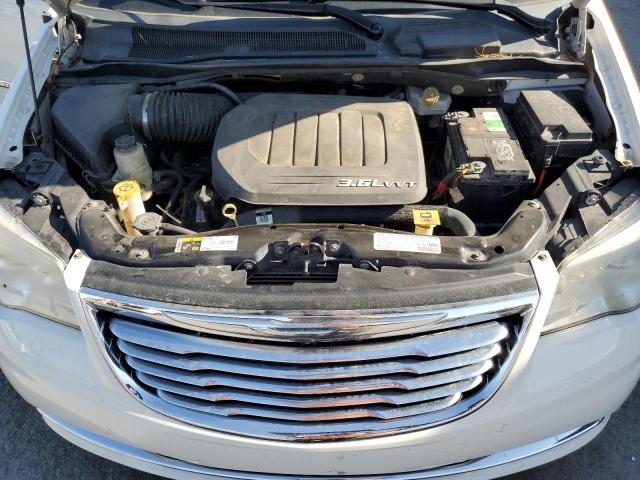 Photo 12 from auction – 2013 CHRYSLER TOWN & COU with VIN 2C4RC1BG4DR705717