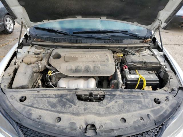 Photo 11 from auction – 2015 CHRYSLER 200 S with VIN 1C3CCCBB0FN584713