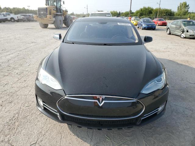 Photo 5 from auction – 2013 TESLA MODEL S with VIN 5YJSA1AC0DFP10088