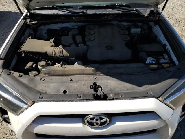 Photo 12 from auction – 2017 TOYOTA 4RUNNER SR with VIN JTEBU5JR8H5471363