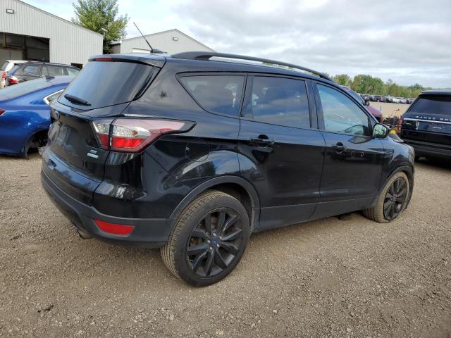 Photo 3 from auction – 2017 FORD ESCAPE SE with VIN 1FMCU0GD0HUC56827