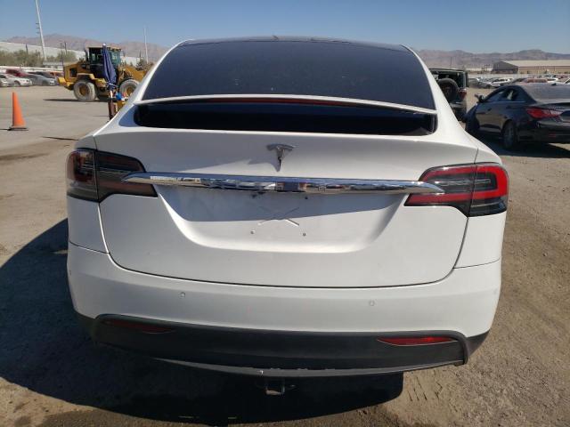 Photo 6 from auction – 2017 TESLA MODEL X with VIN 5YJXCDE29HF046186