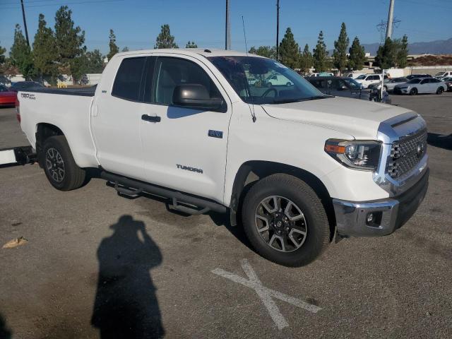Photo 4 from auction – 2018 TOYOTA TUNDRA DOU with VIN 5TFRY5F11JX230488