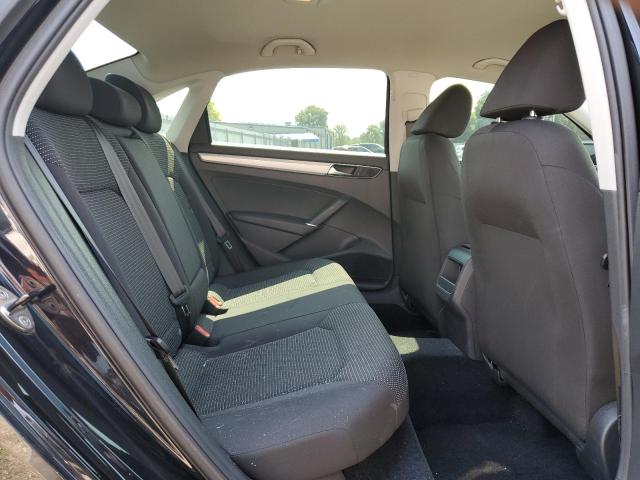 Photo 10 from auction – 2017 VOLKSWAGEN PASSAT S with VIN 1VWAT7A37HC034778