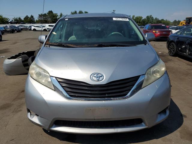 Photo 5 from auction – 2013 TOYOTA SIENNA LE with VIN 5TDKK3DC9DS373937