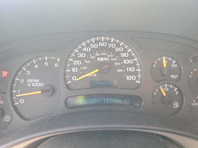 Photo 9 from auction – 2005 CHEVROLET SILVERADO with VIN 1GCHK29U45E100899