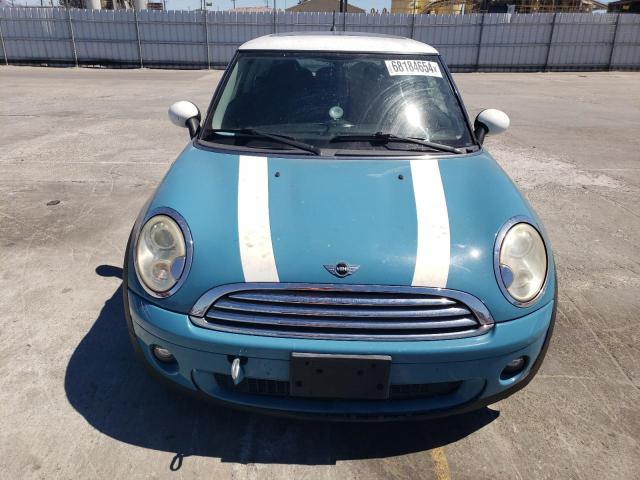 Photo 5 from auction – 2009 MINI COOPER with VIN WMWMF33579TW74552